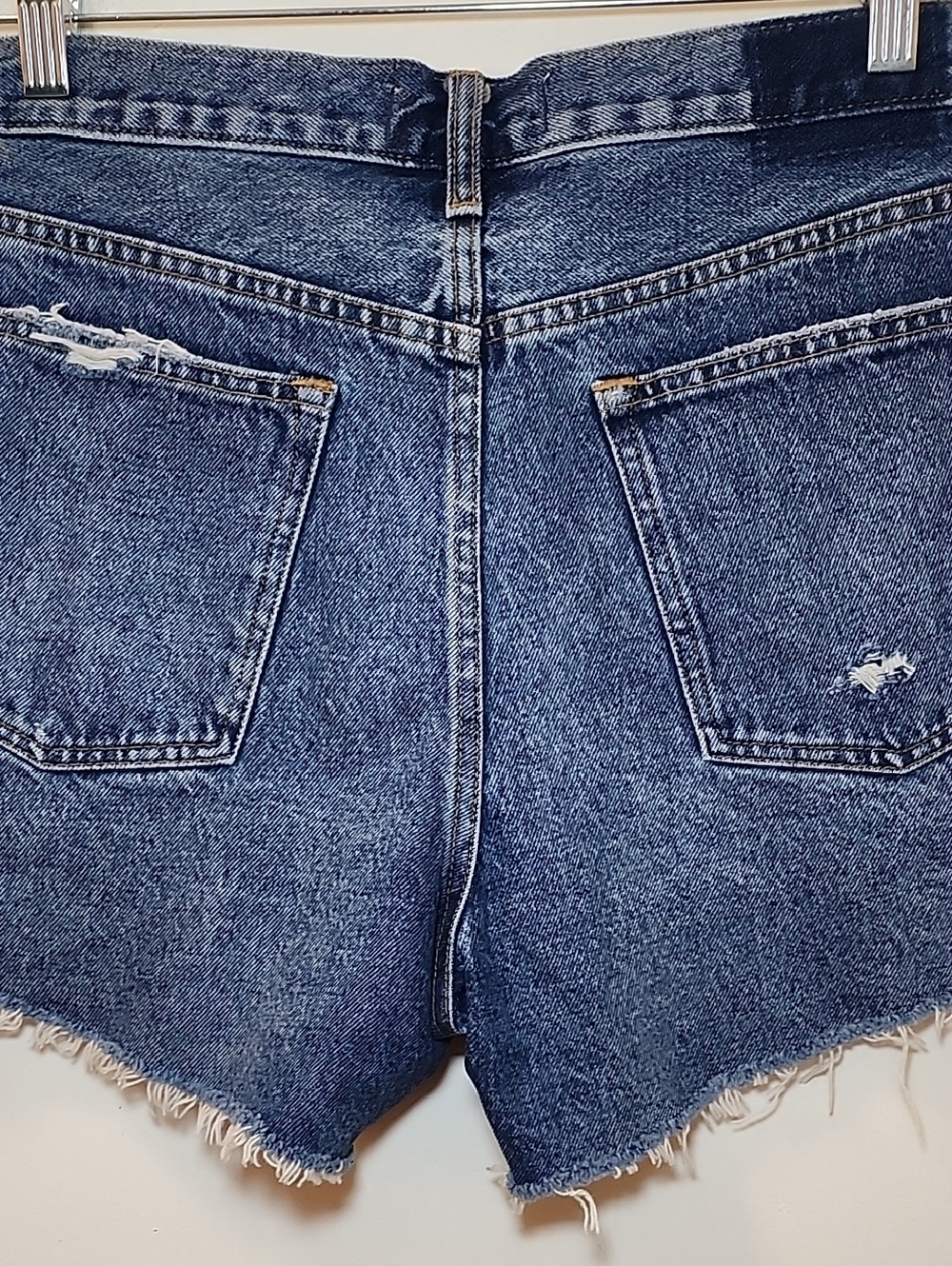 Abercrombie&Fitch The Boyfriend Short  mid-rise medium wash distressed Sz 31/12 - Picture 12 of 16